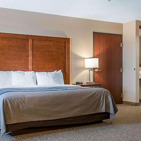 Bluffton Inn & Suites Exterior foto